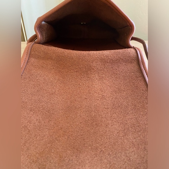 Coach 9620 - Picture 8 of 12